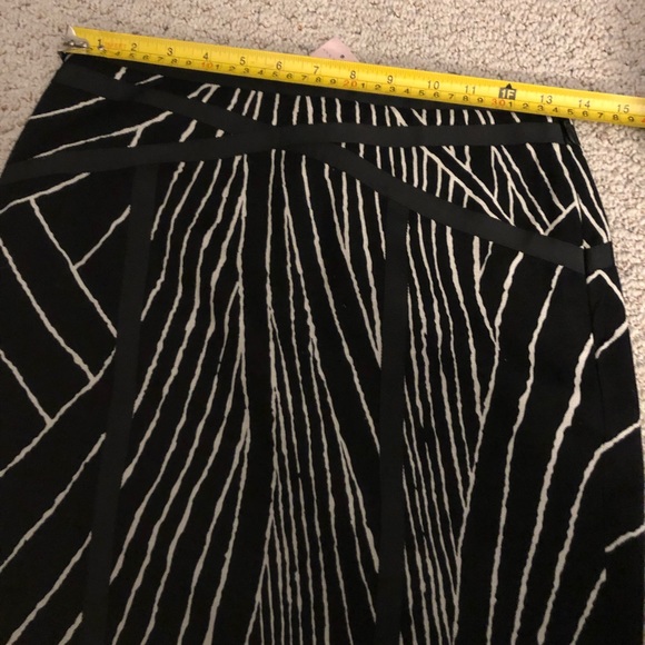 Ann Taylor Petite Skirt - Picture 2 of 8